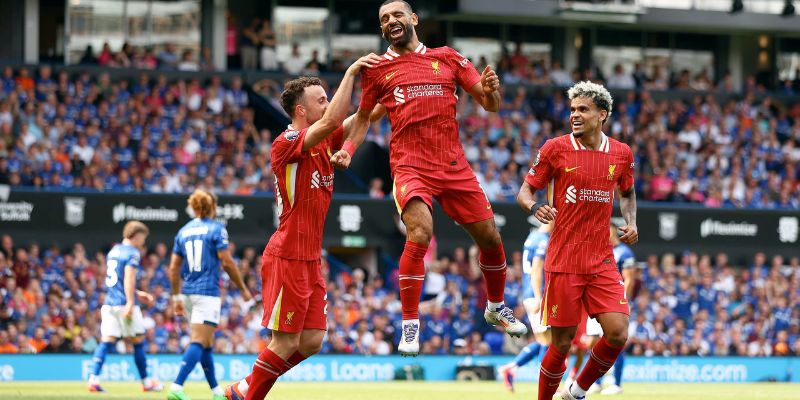 Liverpool từng đánh bại Ipswich Town hồi đầu mùa